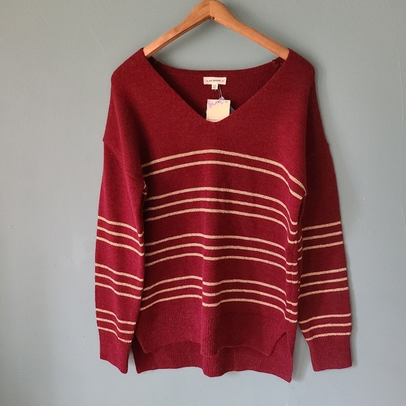 ee:some Sweaters - Ee:Some Boutique Maroon Gold Sweater